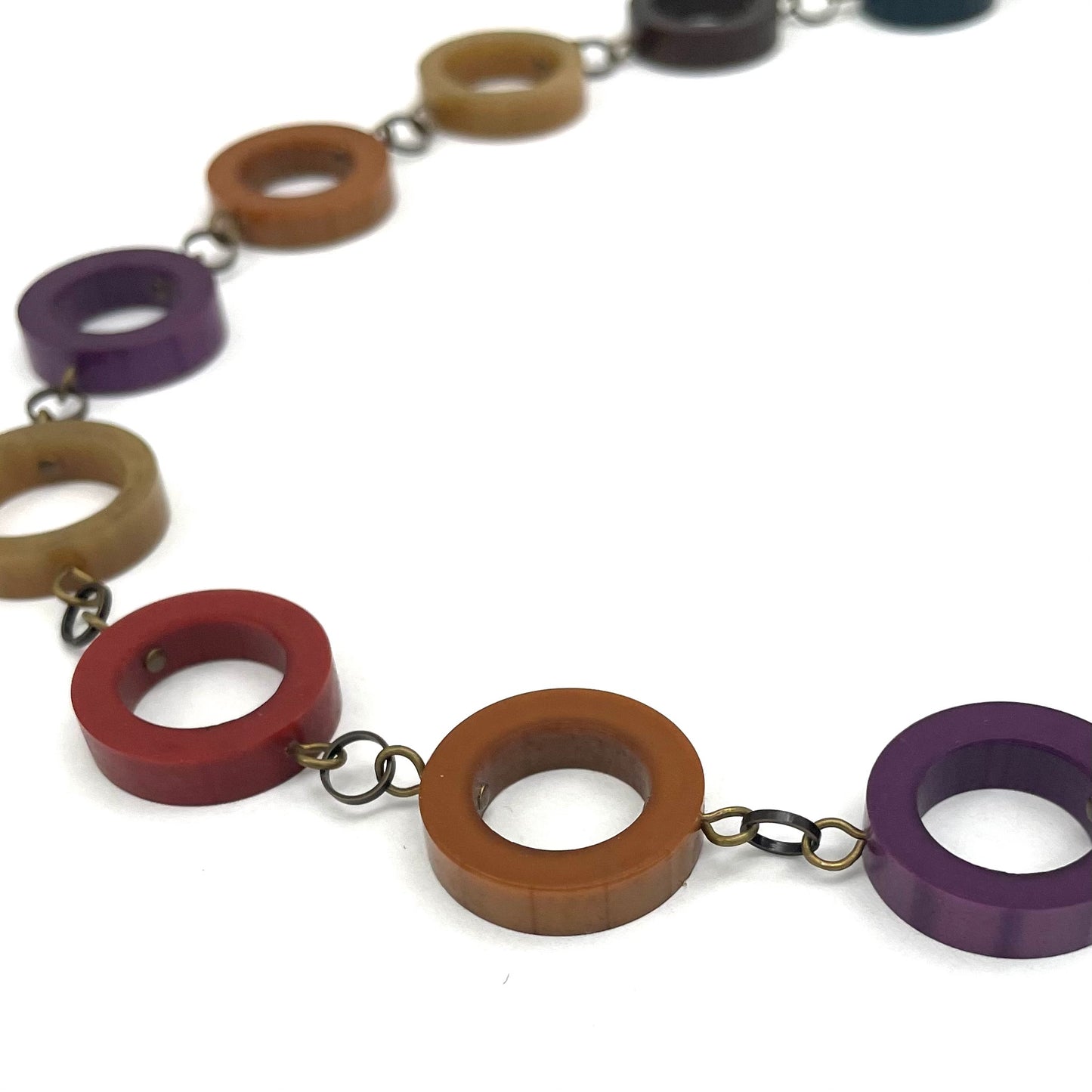 BAKELITE NECKLACE RING