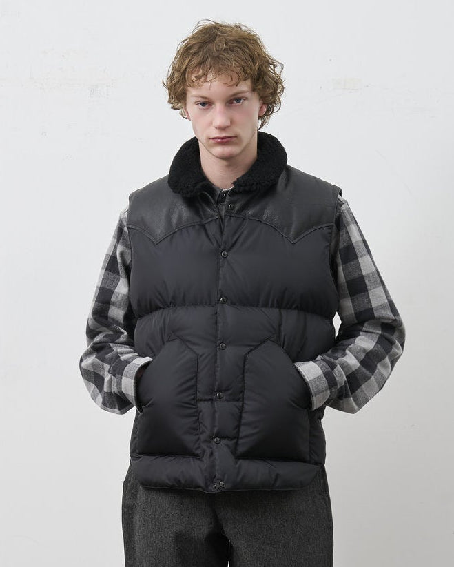 ③RMFC [Réservation] CHRISTY VEST [Livraison : Début Août 2026] (Copie)