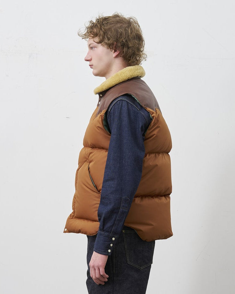 ③RMFC [Réservation] CHRISTY VEST [Livraison : Début Août 2026] (Copie)