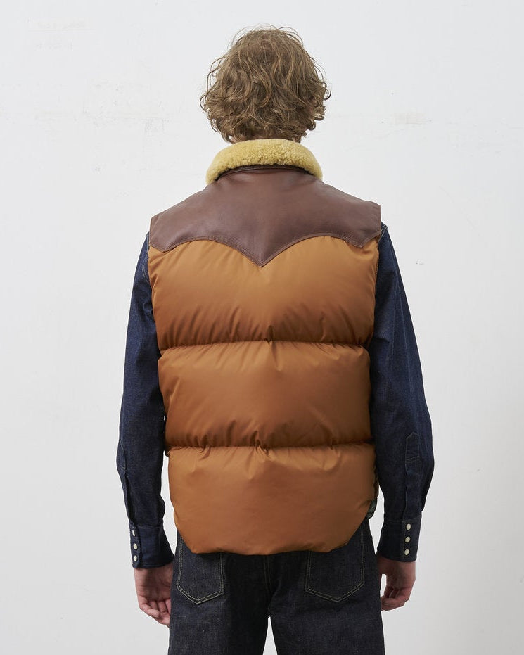 ③RMFC [Réservation] CHRISTY VEST [Livraison : Début Août 2026] (Copie)