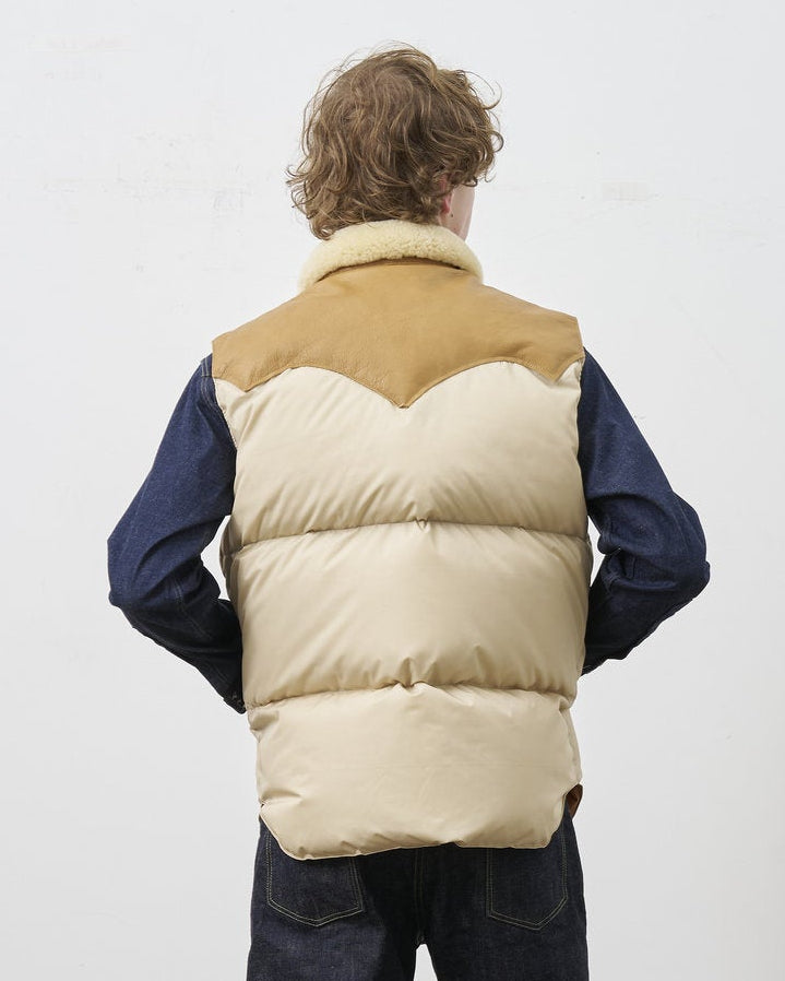 ③RMFC [Réservation] CHRISTY VEST [Livraison : Début Août 2026] (Copie)