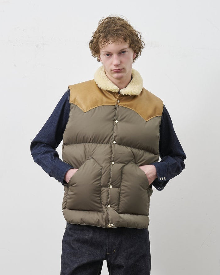 ③RMFC [Réservation] CHRISTY VEST [Livraison : Début Août 2026] (Copie)