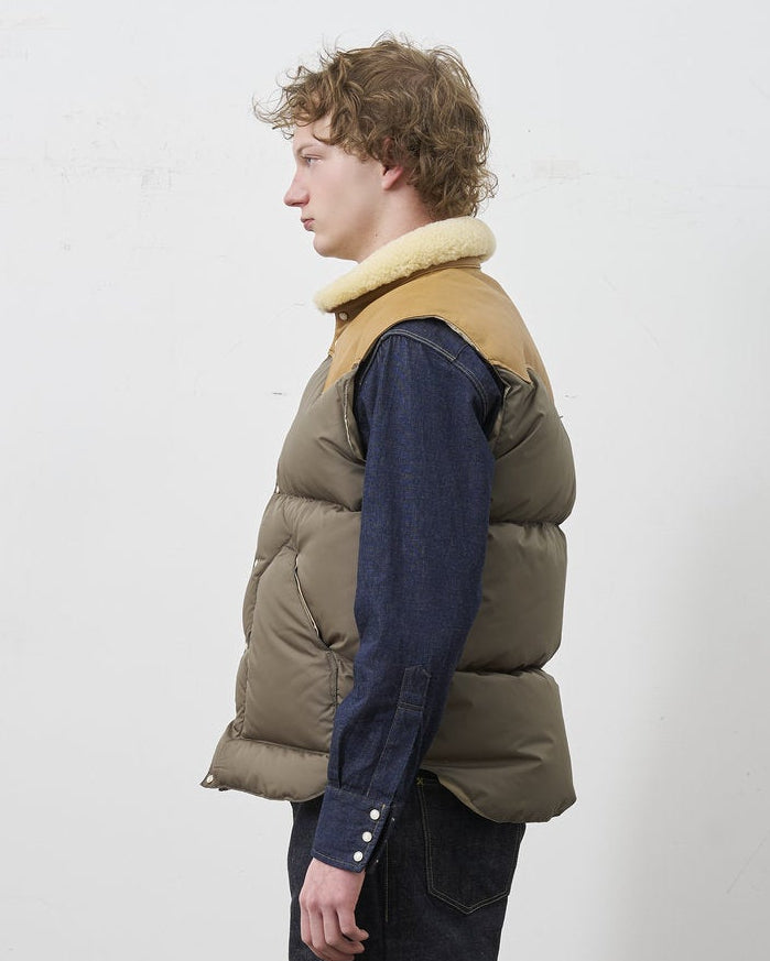 ③RMFC [Réservation] CHRISTY VEST [Livraison : Début Août 2026] (Copie)