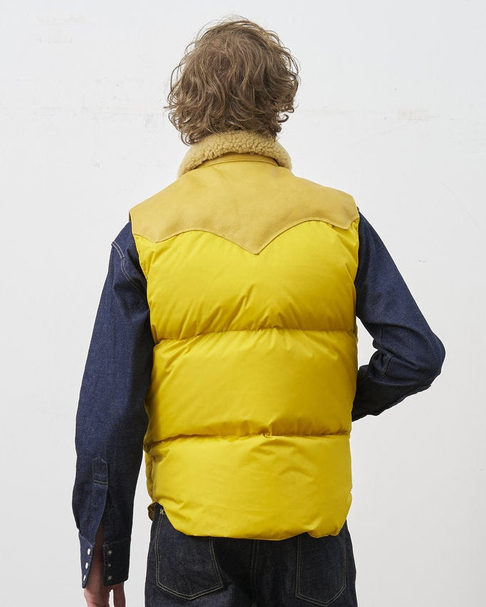 ③RMFC [Réservation] CHRISTY VEST [Livraison : Début Août 2026] (Copie)