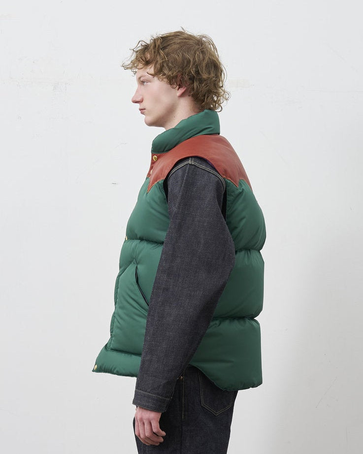 ①RMFC [Réservation] DOWN VEST [Livraison : Début Août 2026] (Copie)