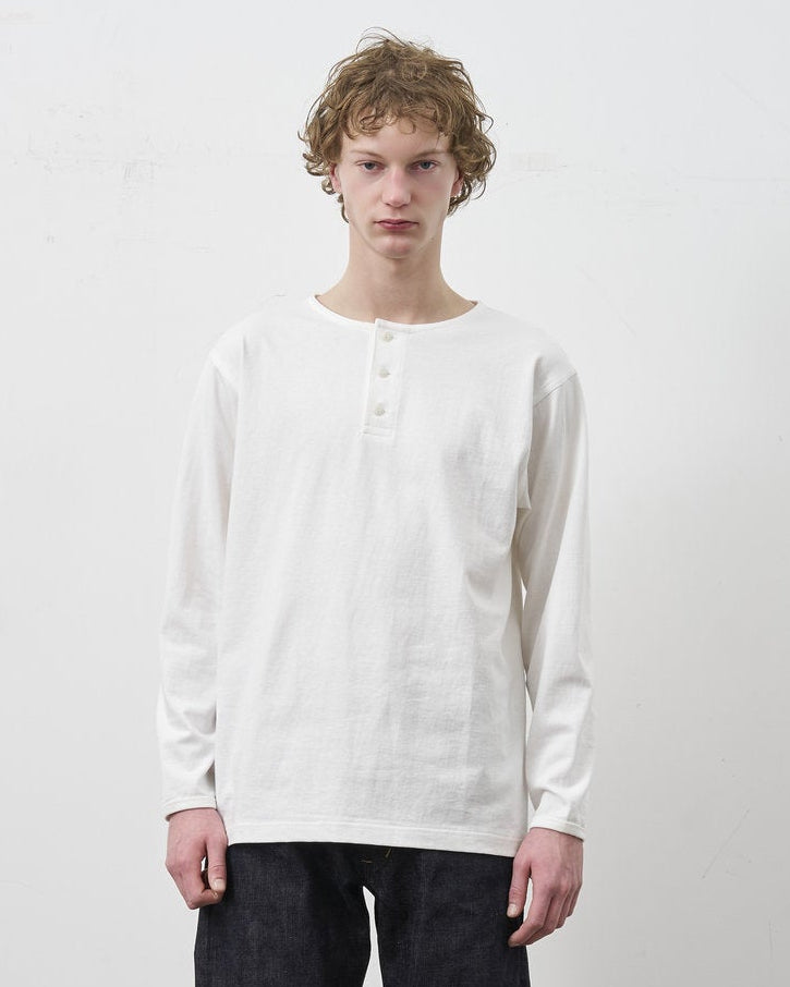 ⑭BIG YANK [Réservation] HENRY NECK L/S TEE [Livraison : Début Juillet 2026] (Copie)