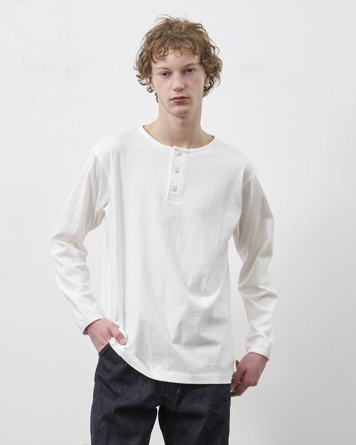 ⑭BIG YANK [Réservation] HENRY NECK L/S TEE [Livraison : Début Juillet 2026] (Copie)