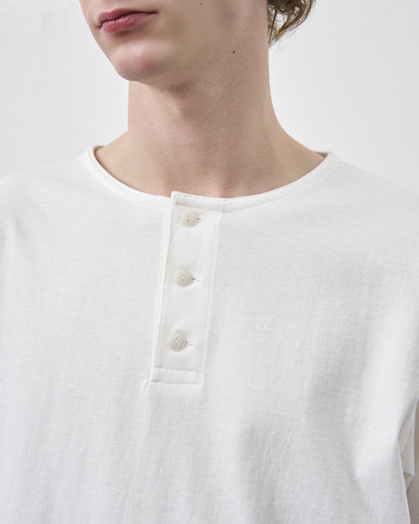 ⑭BIG YANK [Réservation] HENRY NECK L/S TEE [Livraison : Début Juillet 2026] (Copie)