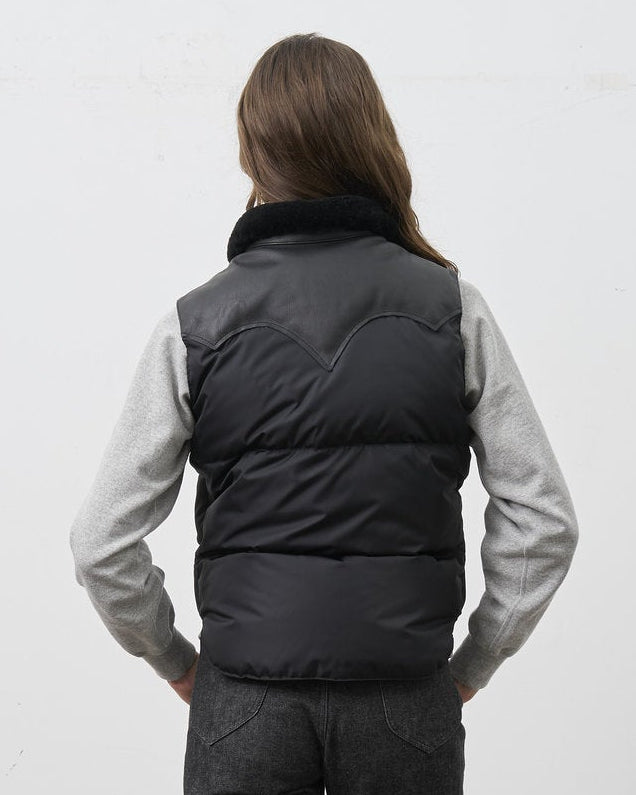 ⑧・RMFC【予約】KOURTNEY VEST【お届け:2026年8月上旬】