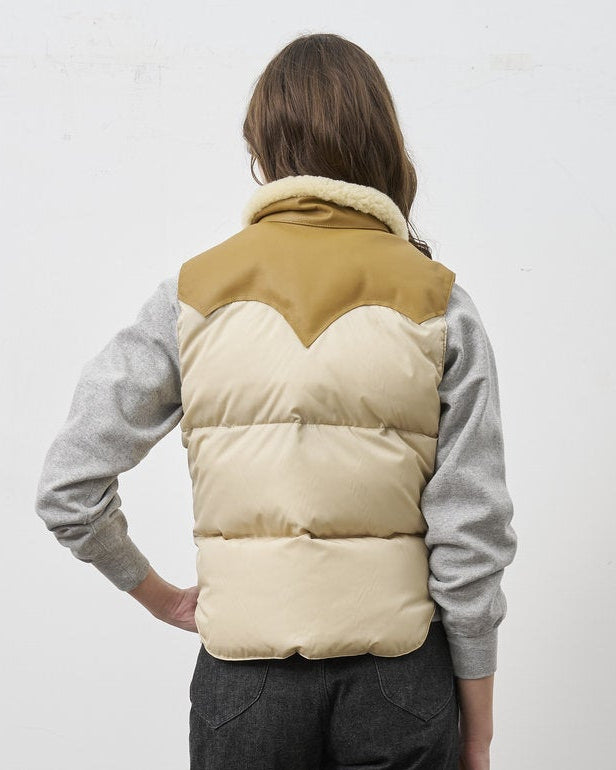 ⑧・RMFC【予約】KOURTNEY VEST【お届け:2026年8月上旬】